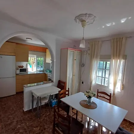 Chalet Con Piscina Privada Jardin Del Sol Solo Familias Y Parejas